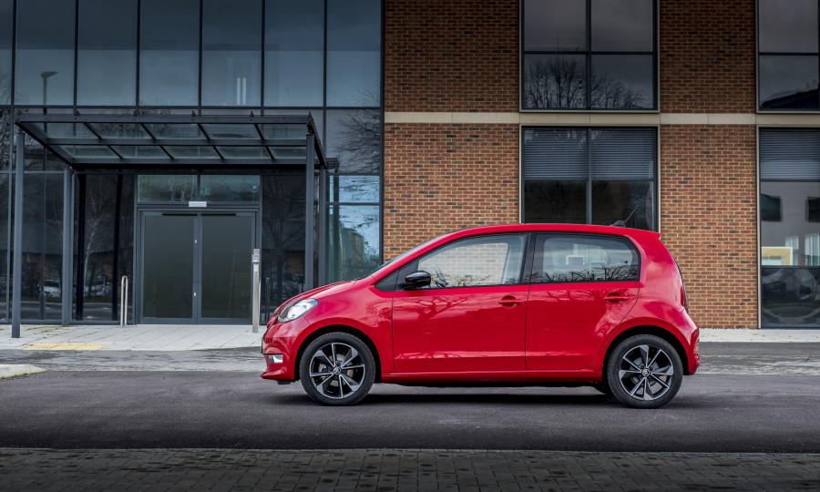  Skoda Citigoᵉ iV 2019 года  (UK) (фото 22 из 40)